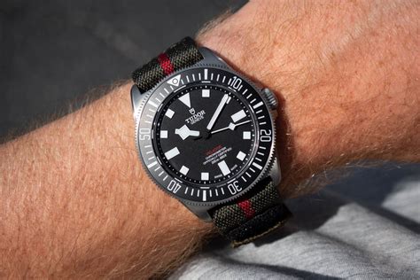 tudor fxd replica|Hands.